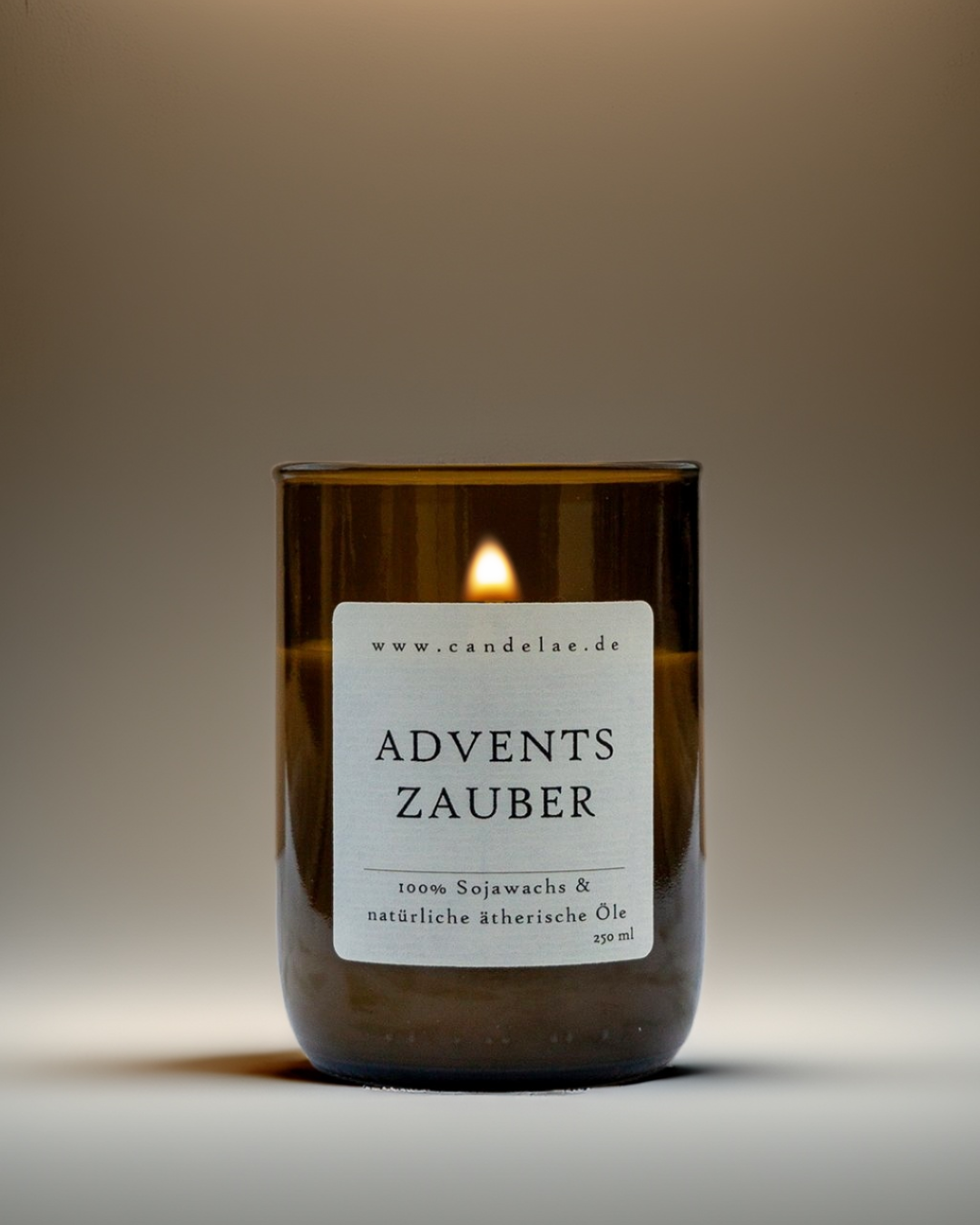 Adventszauber_Natuerliche_Duftkerze_aus_Sojawachs_250_ml.png